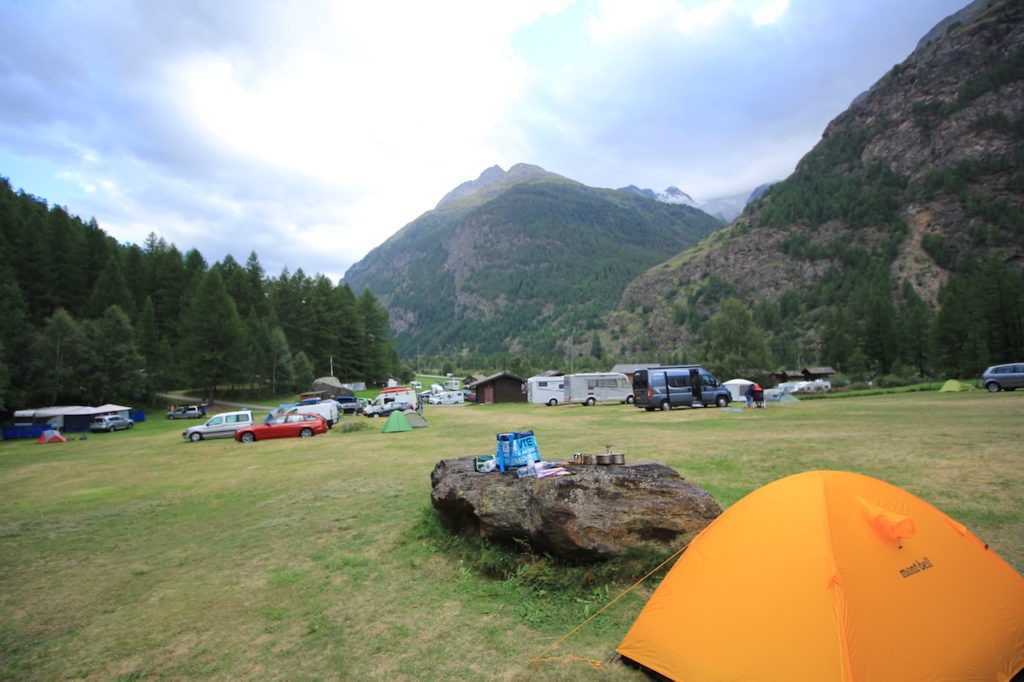 バックパックキャンプは遊びの可能性を広げてくれる！基本装備の紹介＆楽しみ方　テント