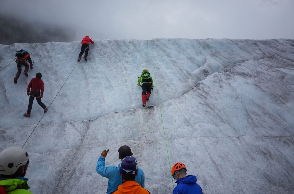 アイスクライミング的な使い方