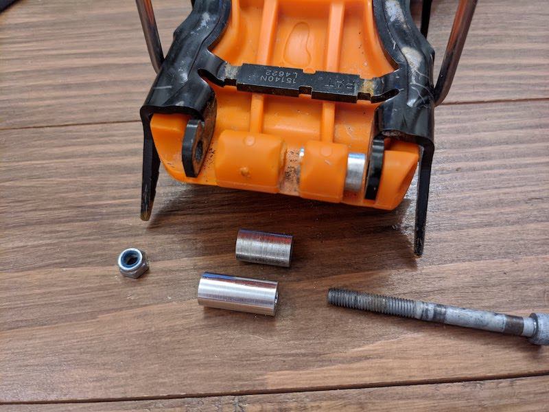 フロントの爪位置調整＆デュアルポイントからモノポイントへの変更