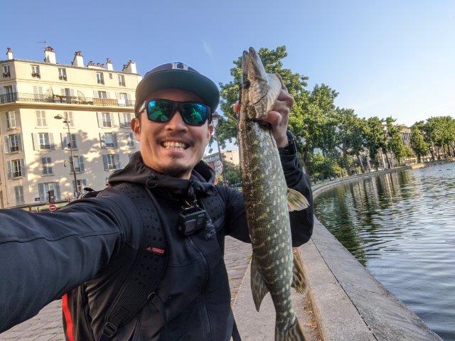 【ヨーロッパ・フランス・パリで釣り】釣れる魚はなんだ！？ルアーでの（釣り）ストリートフィシングが楽しめる！